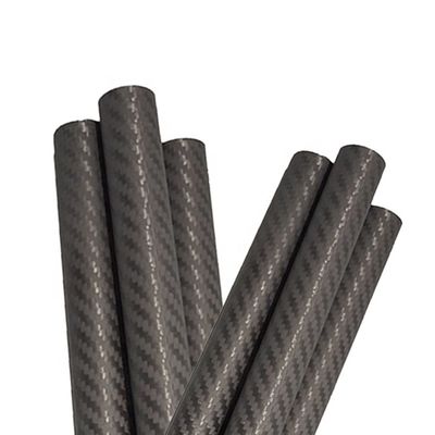 Tubo in fibra di carbonio ad alta resistenza alla trazione per applicazioni industriali