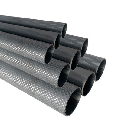 Contenuto di C 98% Tubo in fibra di carbonio personalizzabile con inserto a filo in ottone in acciaio inossidabile